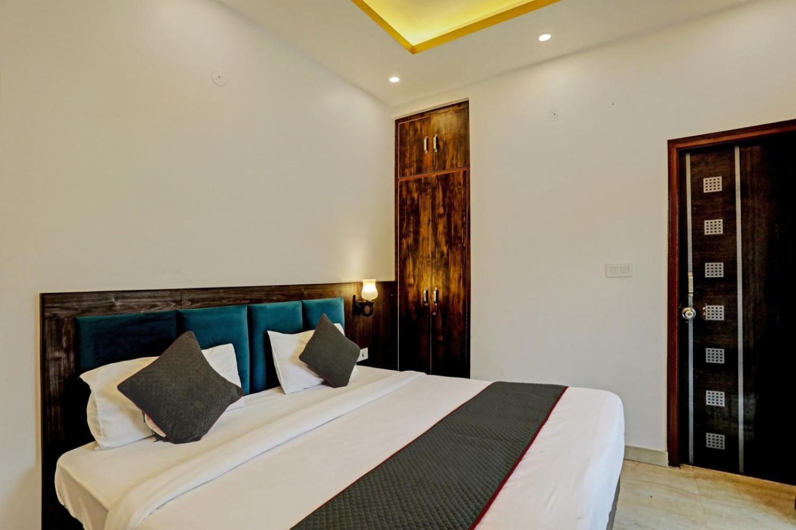 Hotel King Delhi Airport New Delhi