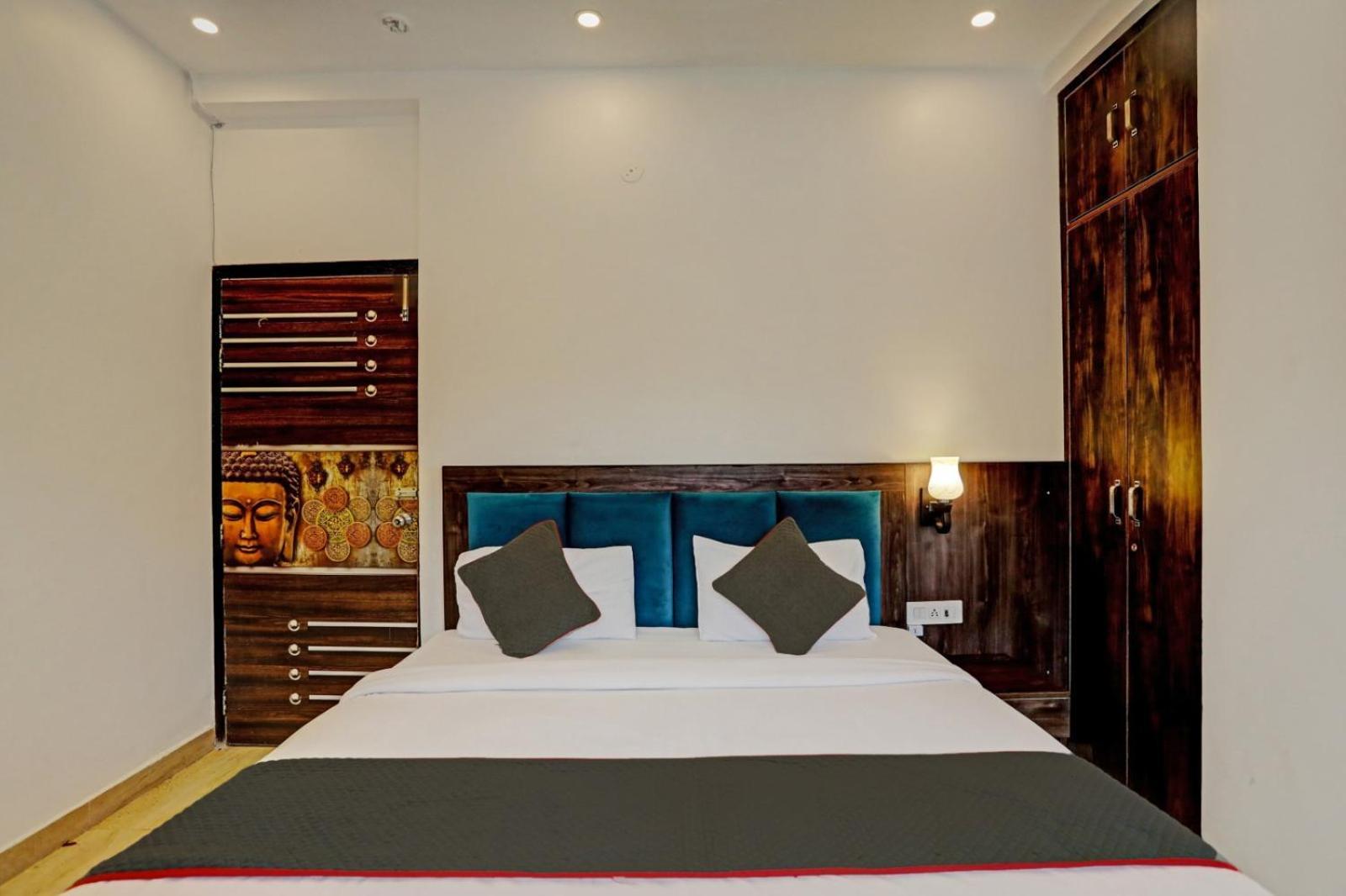 King Delhi Airport Hotel New Delhi